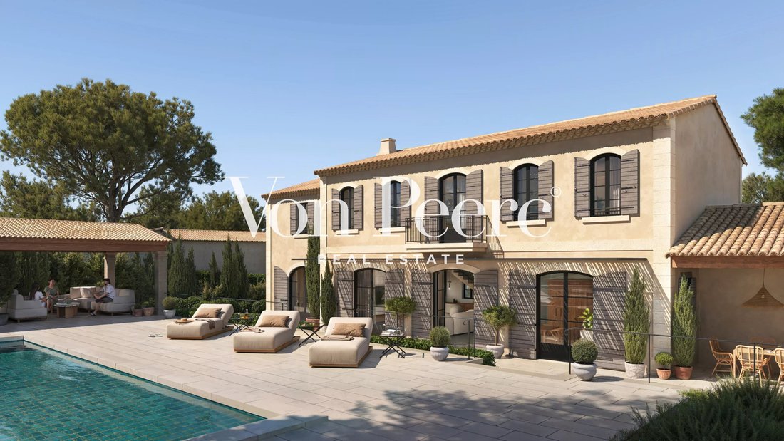 Country House in Saint-Rémy-de-Provence, Provence-Alpes-Côte d'Azur, France 1 - 18806988