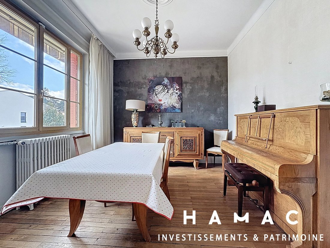 Maison à Bron, Auvergne-Rhône-Alpes, France 4 - 17673556