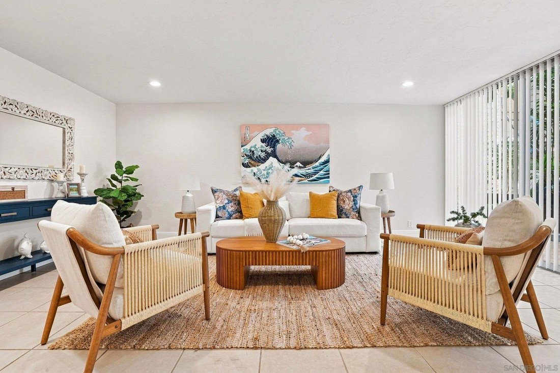 Condo in San Diego, California, United States 4 - 18792375