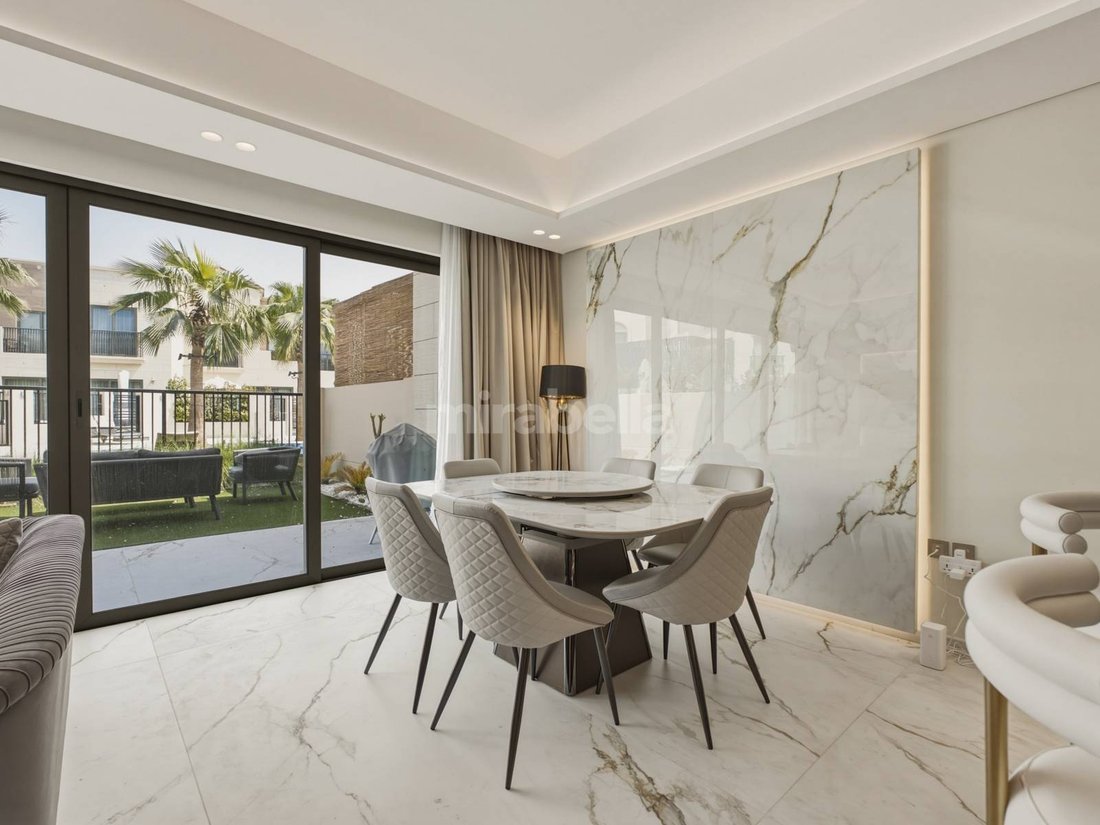 Townhouse in Jumeirah Golf Estates, Dubai, United Arab Emirates 4 - 18298245