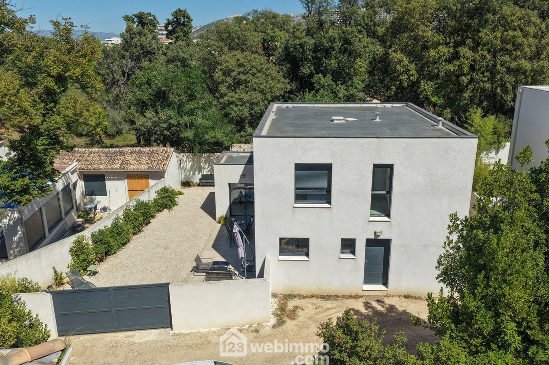 Villa in Mazargues, Marseille, Provence-Alpes-Côte d'Azur 3 - 17730805