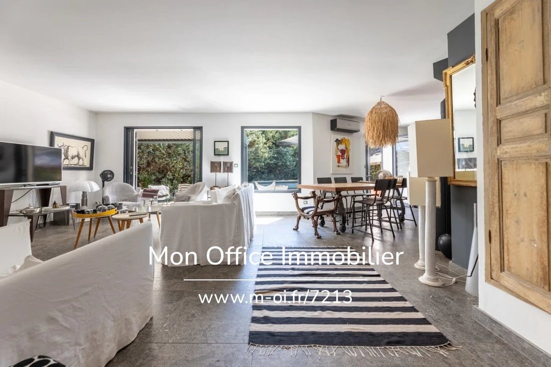 House in Mazenod-Bellevue-Saint Donat-Banon, Aix-en-Provence, France 2 - 18806685