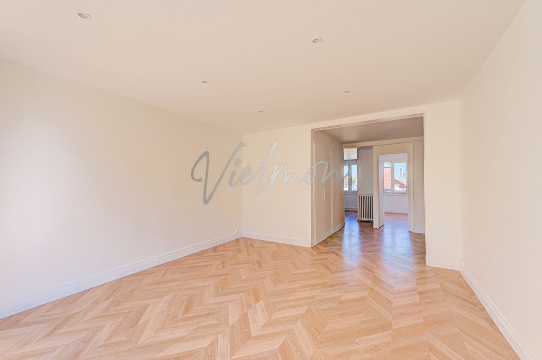 Apartment in Plateau Ouest, Suresnes, France 2 - 18808598