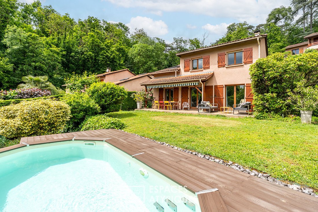 Villa in Écully, Auvergne-Rhône-Alpes, France 1 - 18808987