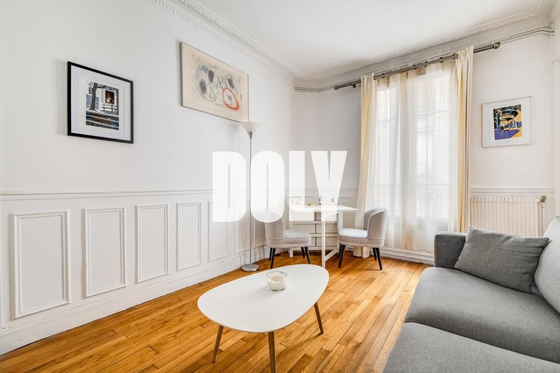 Apartment in Grandes Carrières-Clichy, Paris 18e Arrondissement, Paris 3 - 18806660