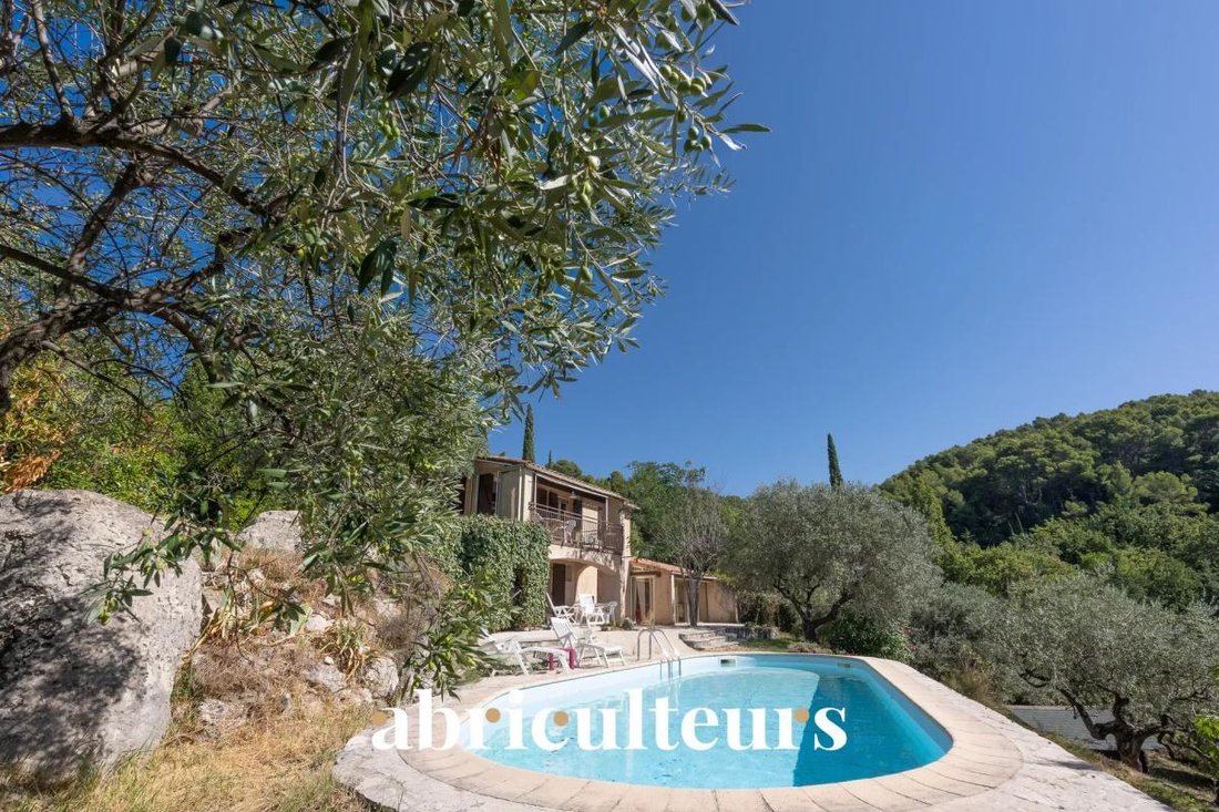 Casa en Seillans, Provenza-Alpes-Costa Azul, Francia 1 - 18808479