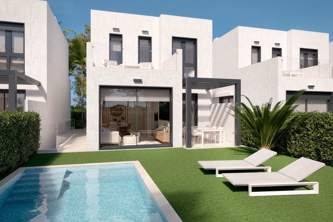 Villa in Los Alcazares, Región de Murcia, Spain 1 - 18806771