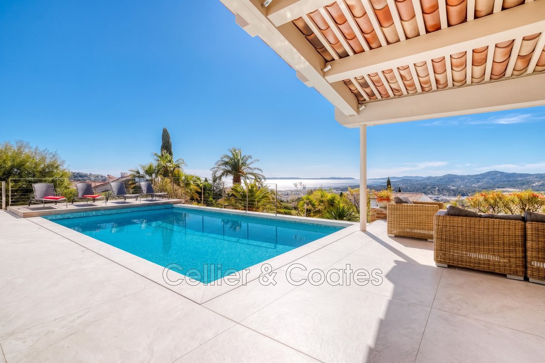 Villa in Nord Est, Bormes-les-Mimosas, France 2 - 18651689