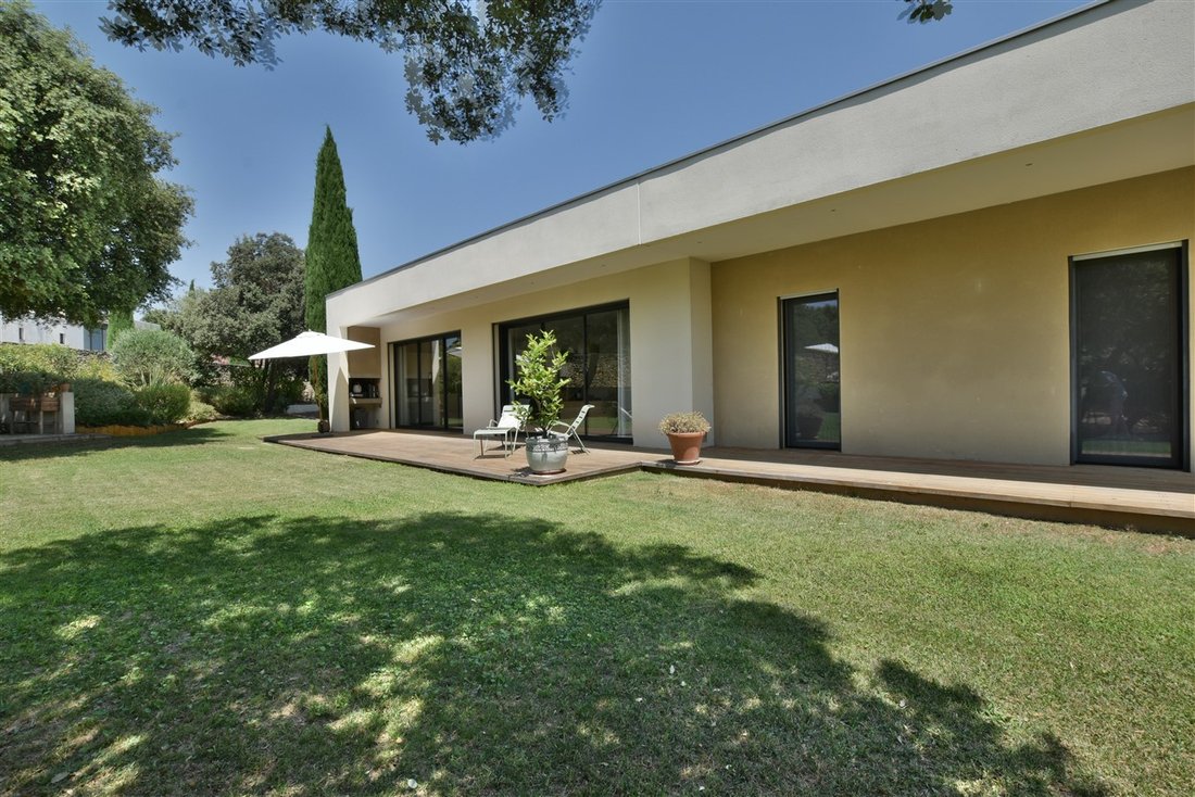 Villa in Alouette, Nimes, France 3 - 18807182