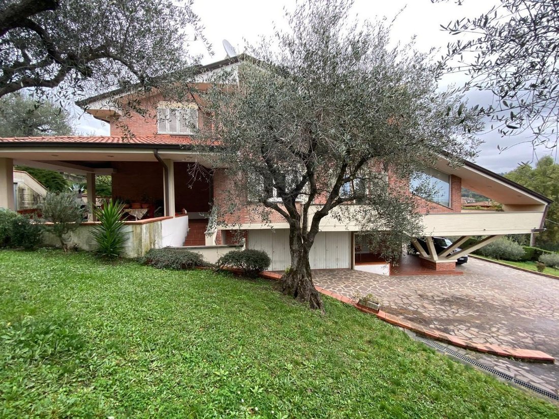 Villa in Massarosa, Tuscany, Italy 3 - 18808282