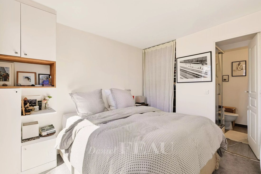 Apartment in Europe, Paris 8e Arrondissement, Paris 4 - 18806830