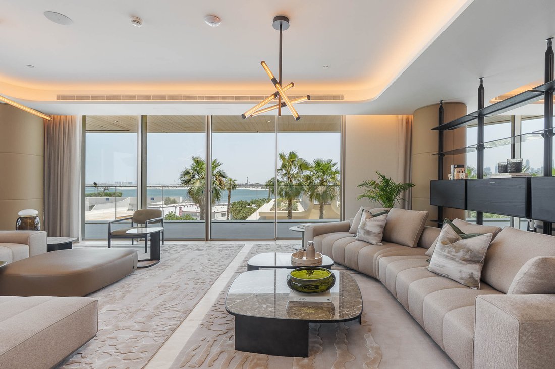 Apartment in Palm Jumeirah, Dubai, United Arab Emirates 1 - 18807074