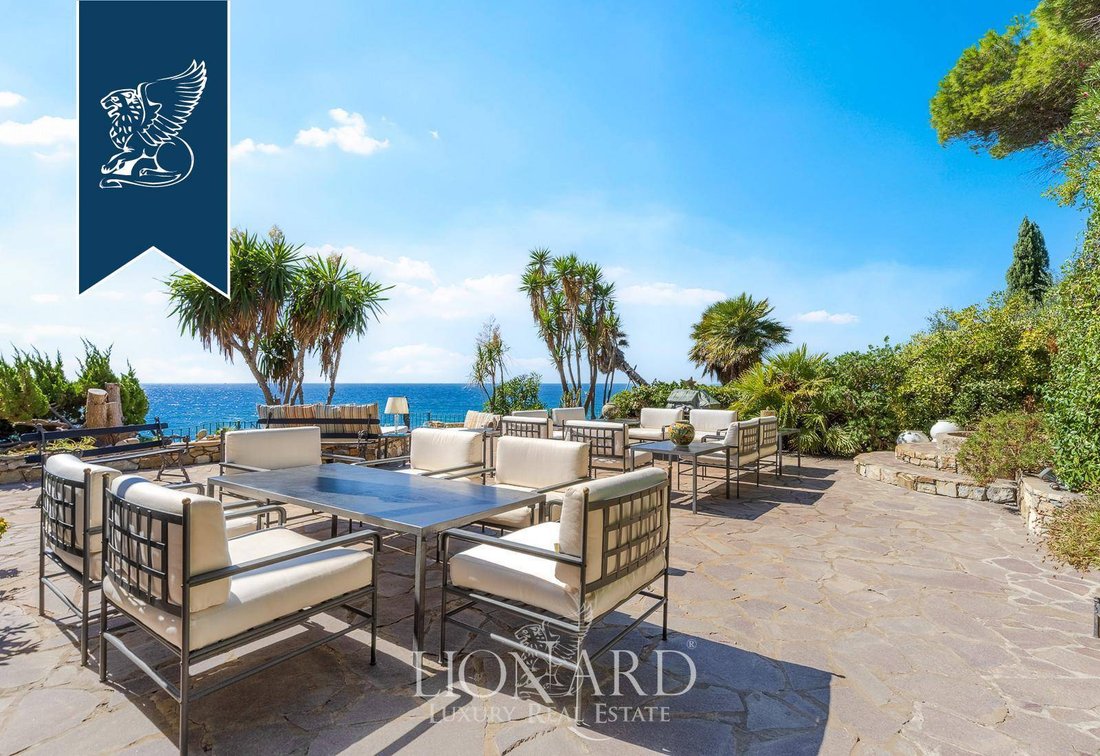 Villa in Oneglia, Imperia, Liguria 4 - 18808622