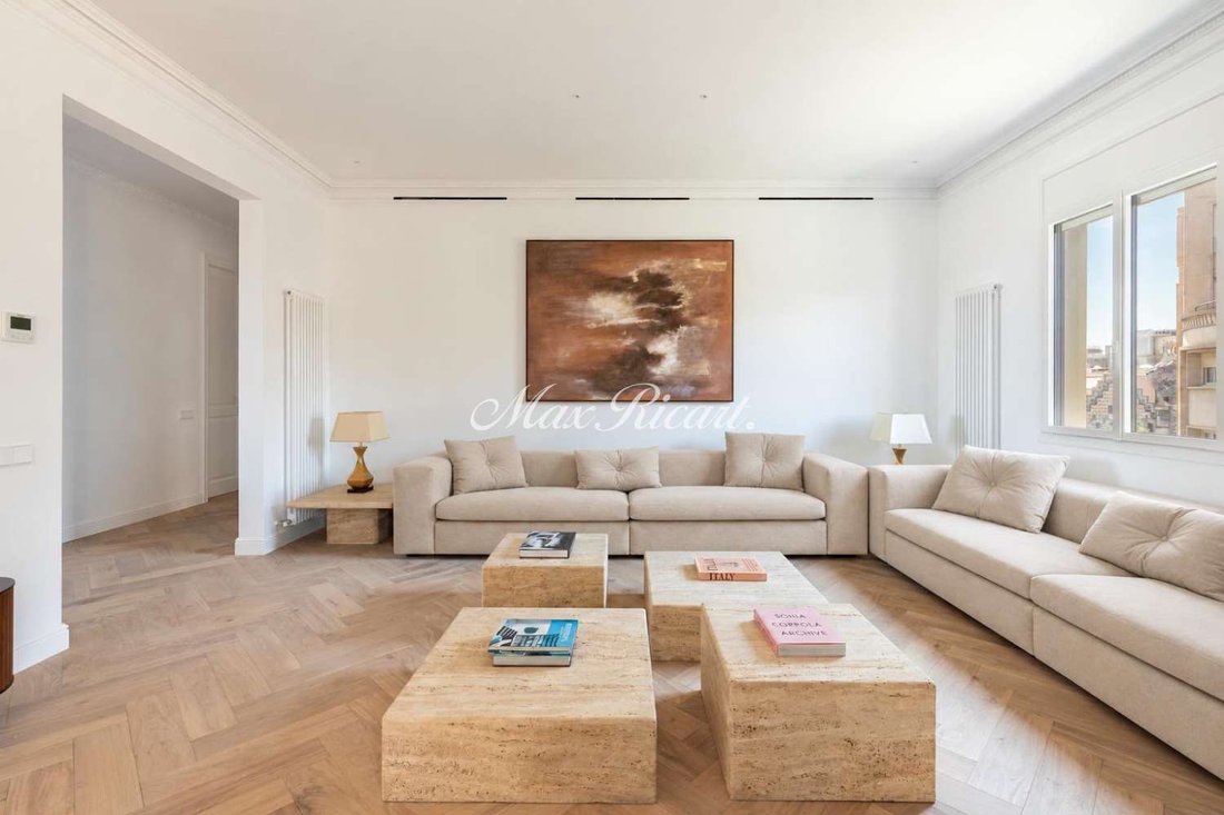 Apartment in Eixample, Barcelona, Spain 2 - 18782394