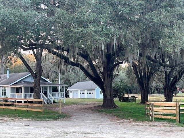 Corps de ferme à Williston, Floride, États-Unis 2 - 18808040