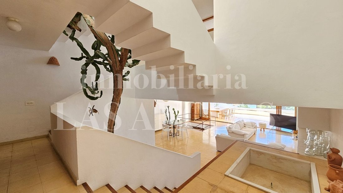 House in Santa Eularia des Riu, Balearic Islands, Spain 5 - 11848312