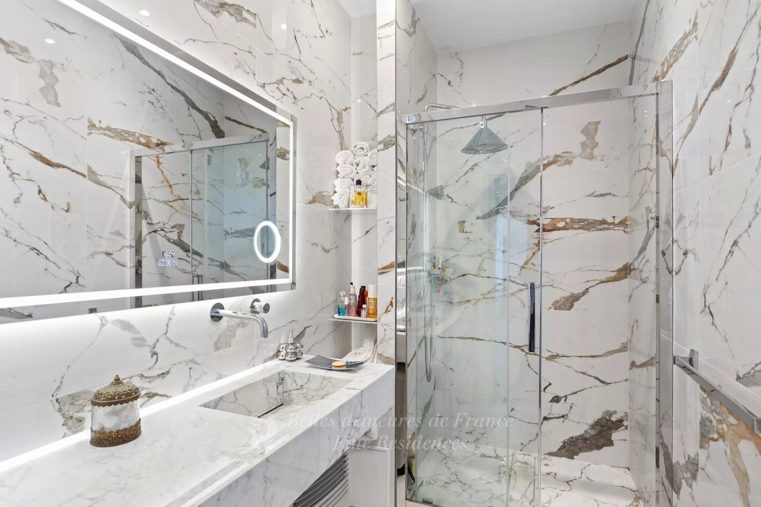 Apartment in Chaillot, Paris 16e Arrondissement, Paris 2 - 18806723