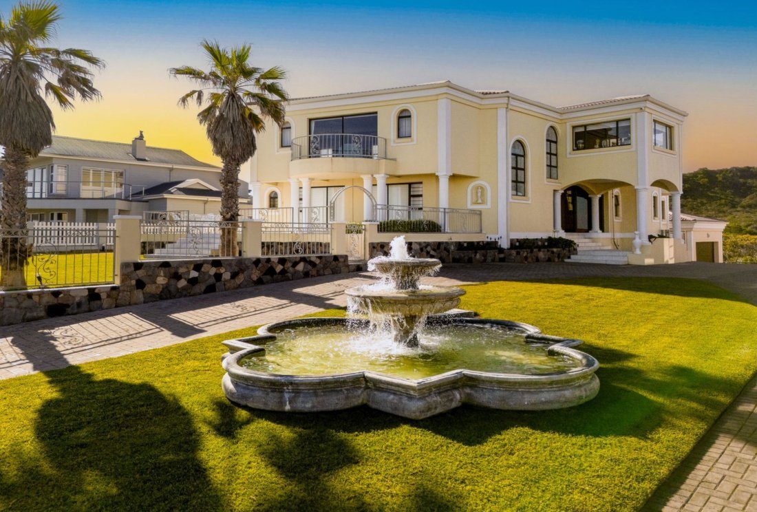House in Myoli Beach, Western Cape, South Africa 3 - 18807782