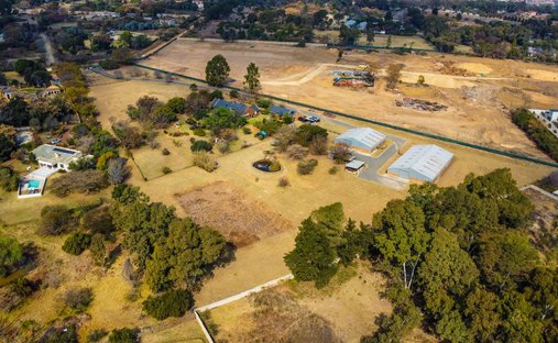 Farm Ranch in Crowthorne AH, Gauteng, South Africa 1