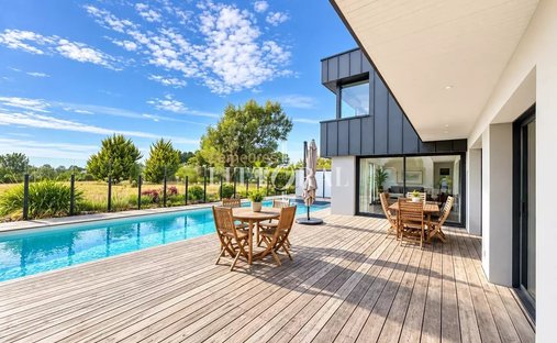 Casa en Sadirac, Nueva Aquitania, Francia 1