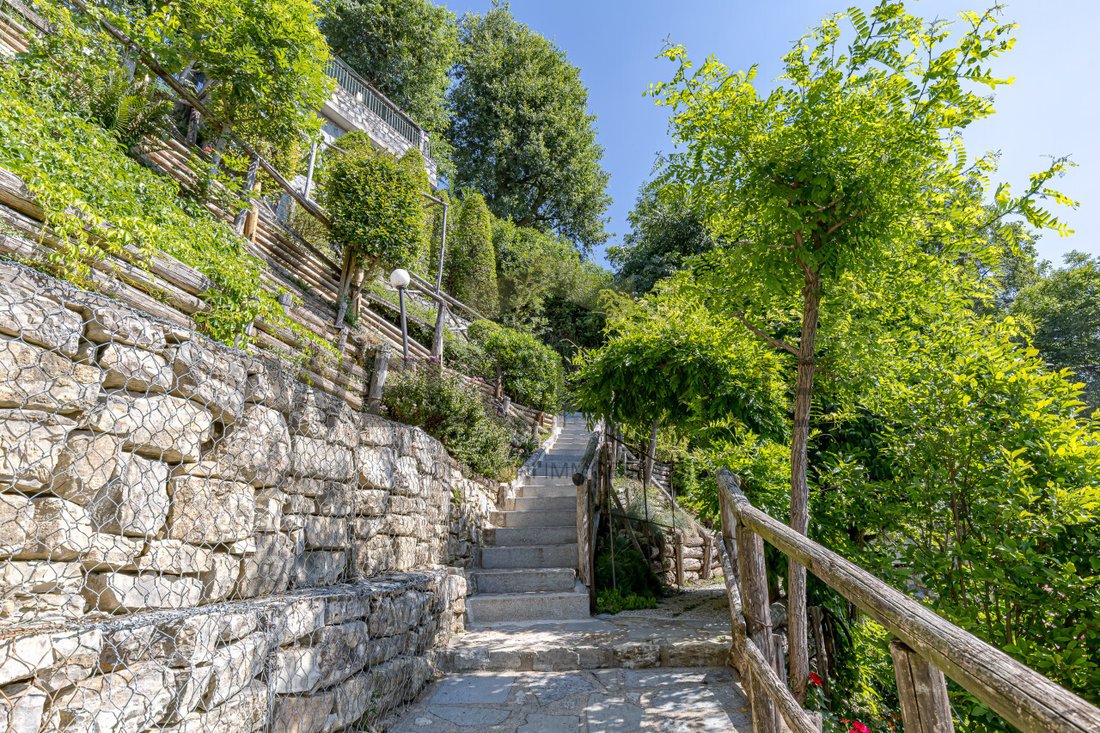 House in Albavilla, Lombardy, Italy 4 - 18275656