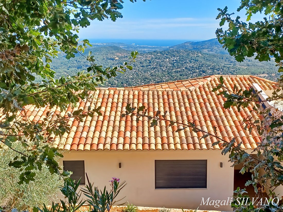 Villa in Spéracèdes, Provence-Alpes-Côte d'Azur, France 3 - 18808970