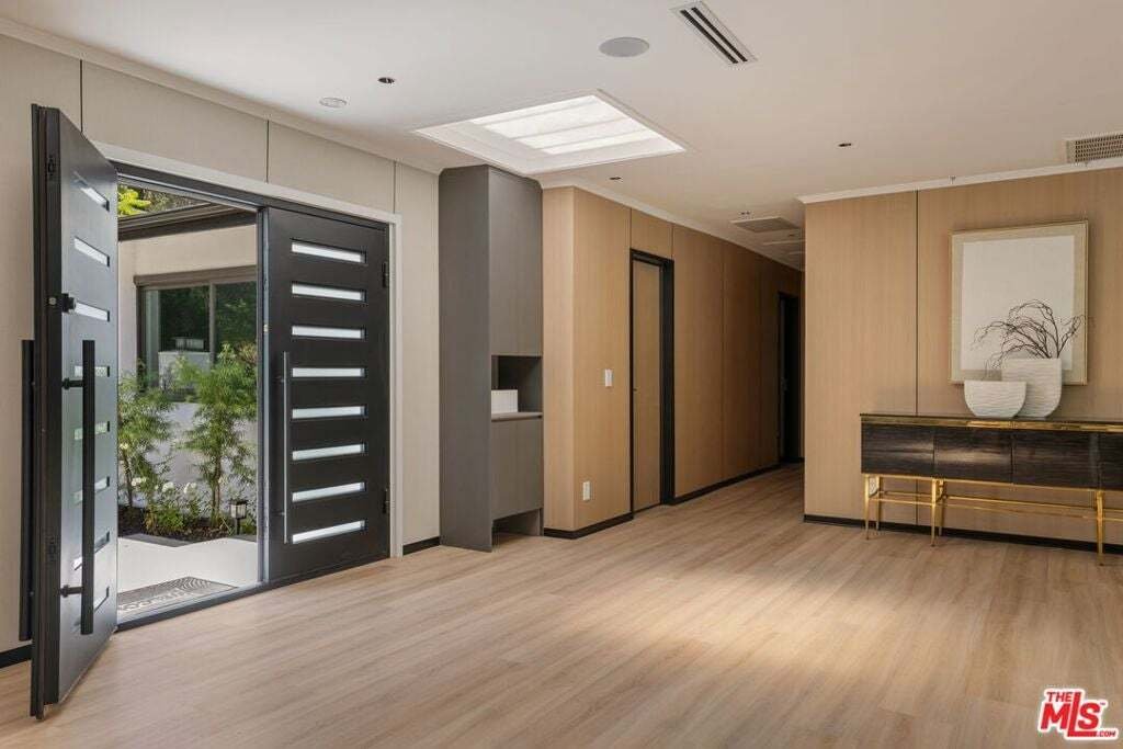 House in Los Angeles, California, United States 5 - 18807744