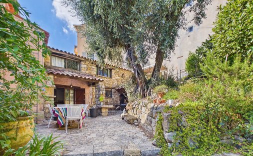 Haus in Grasse, Provence-Alpes-Côte d'Azur, Frankreich 1