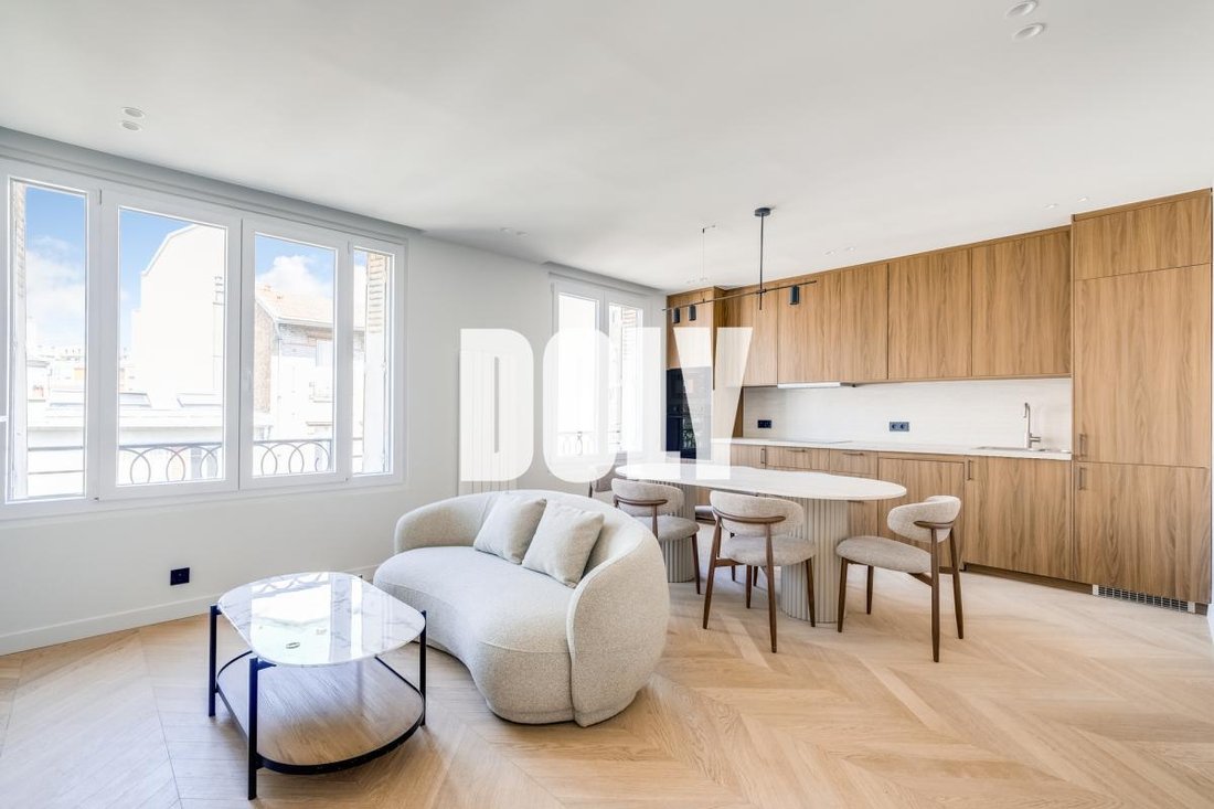 Apartment in Vincennes, Ile-de-France, France 1 - 18808523