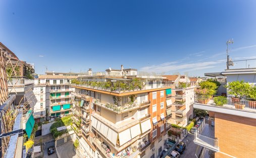 Apartment in Bologna, Rome, Italy 1