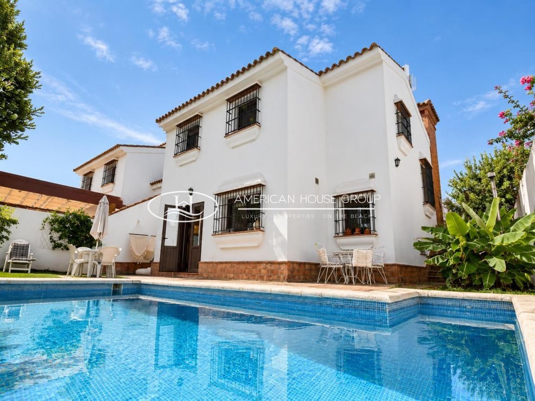 Chalet in Chiclana de la Frontera, Andalusien, Spanien 1 - 18806384