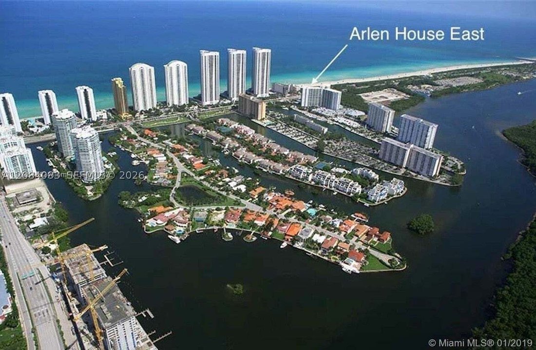 Appartement à Golden Beach, Floride, États-Unis 2 - 18808011