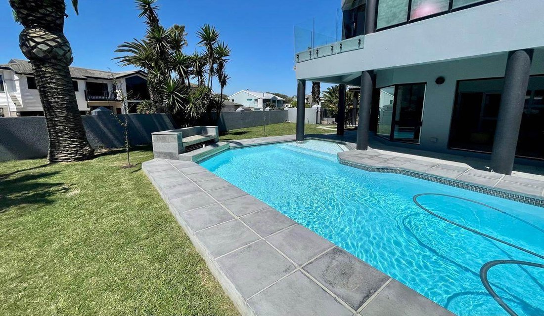 House in Melkbosstrand, Cape Town, South Africa 5 - 18806517