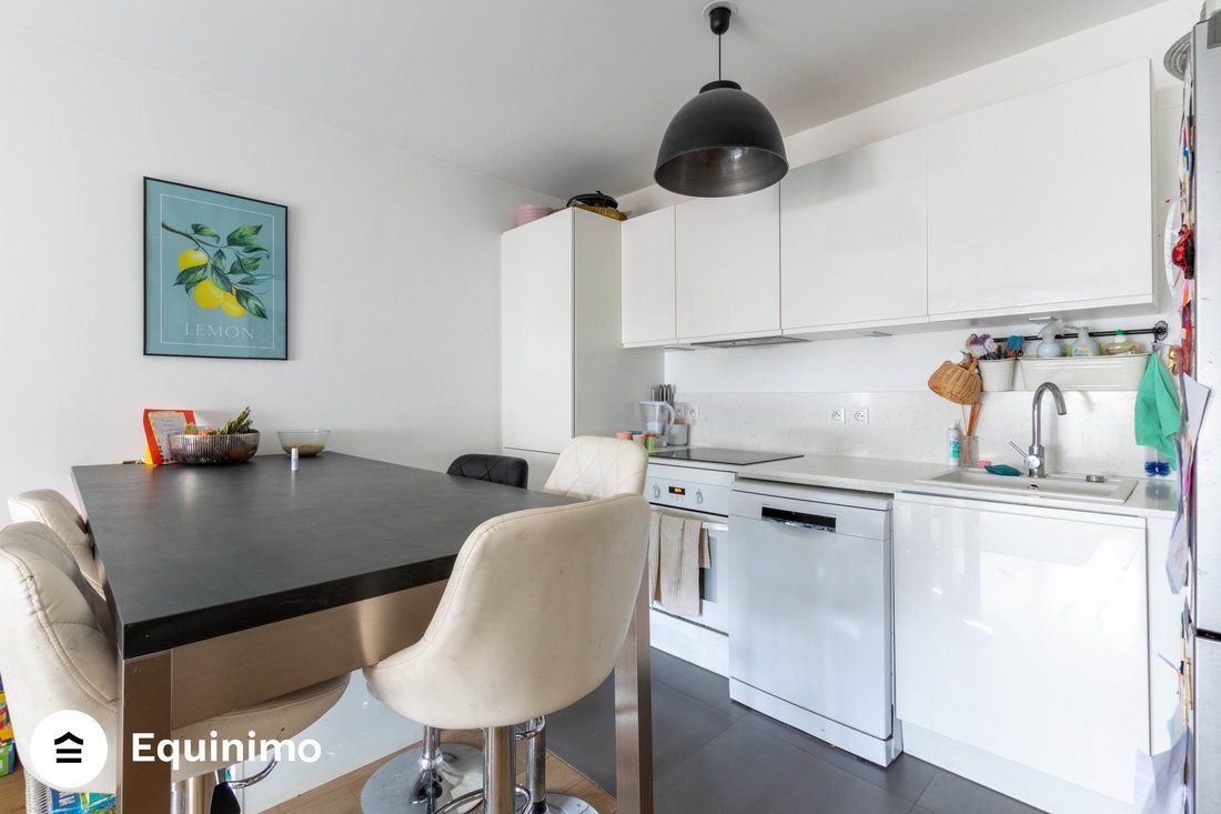 Apartment in La Plaine des Sablons, Neuilly-sur-Seine, France 4 - 18807179