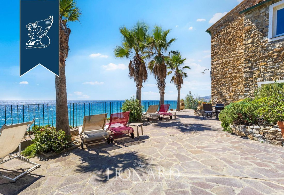 Villa in Oneglia, Imperia, Liguria 3 - 18808622