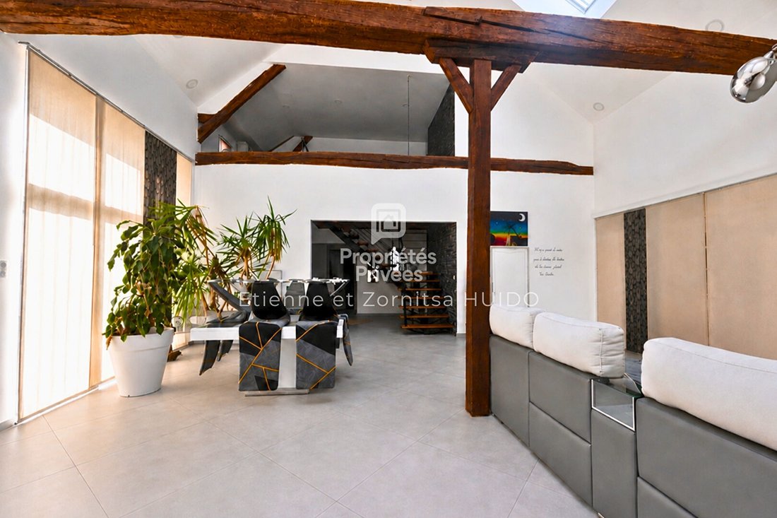 Villa in Saint-Florentin, Centre-Val de Loire, France 5 - 18808959