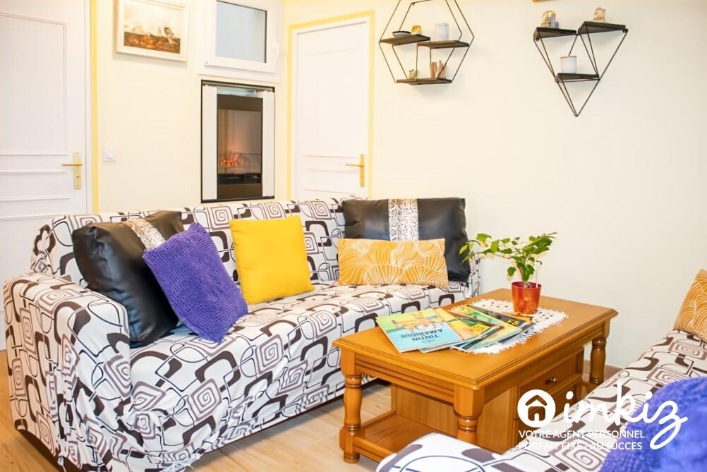 Apartment in Saint Gervais, Paris 4e Arrondissement, Paris 2 - 18806551