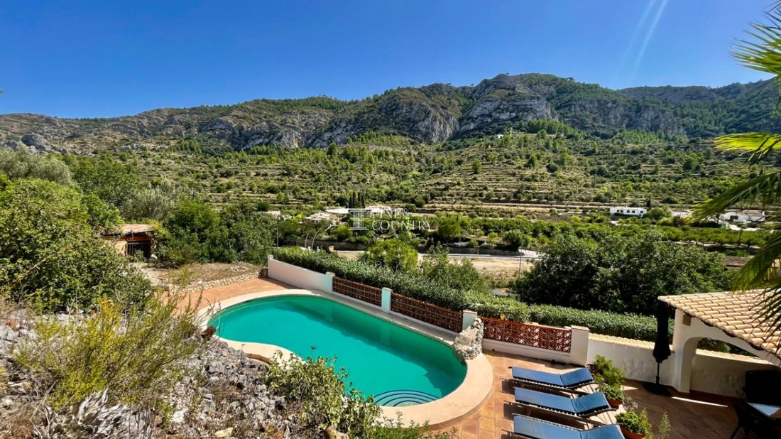 Villa in Alkali, Valencian Community, Spain 1 - 18808403