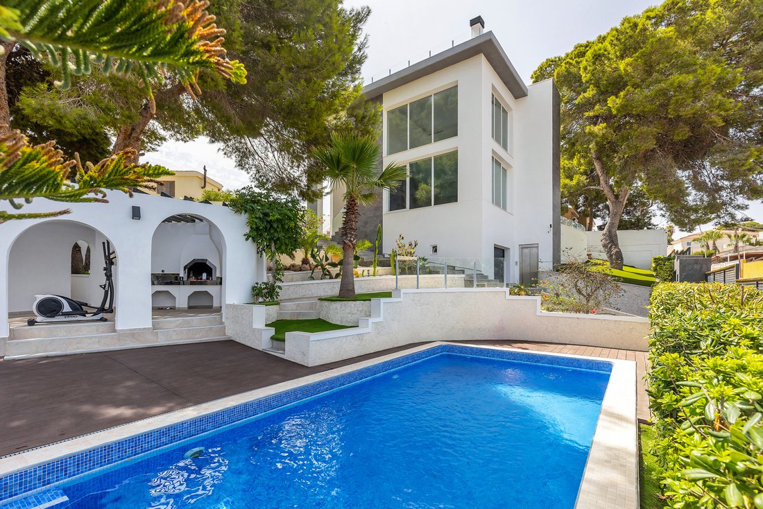 Villa en Torrevieja, Comunidad Valenciana, España 2 - 18808917