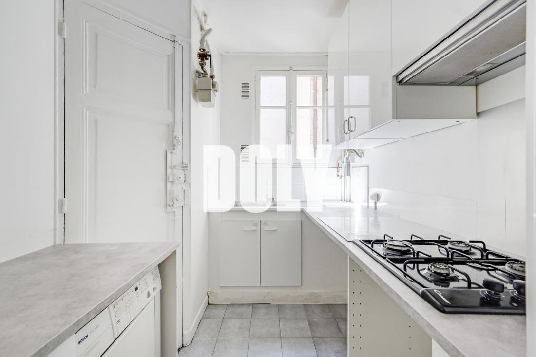 Apartment in Daumesnil, Saint-Mande, France 5 - 18808514
