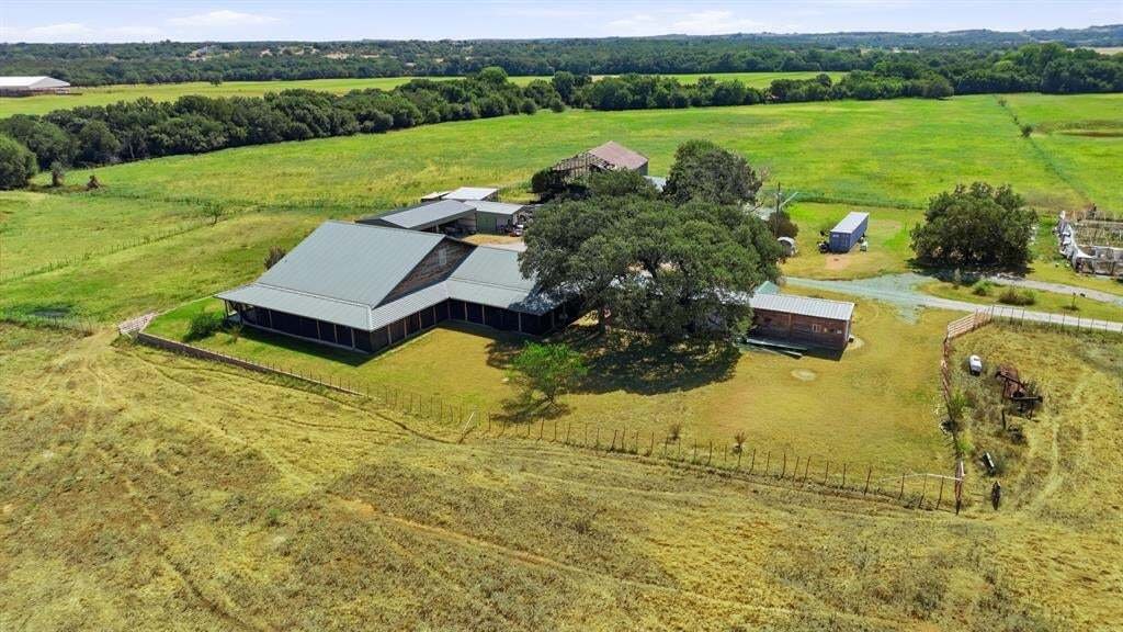 Farm Ranch in Weatherford, Texas, United States 5 - 18057383