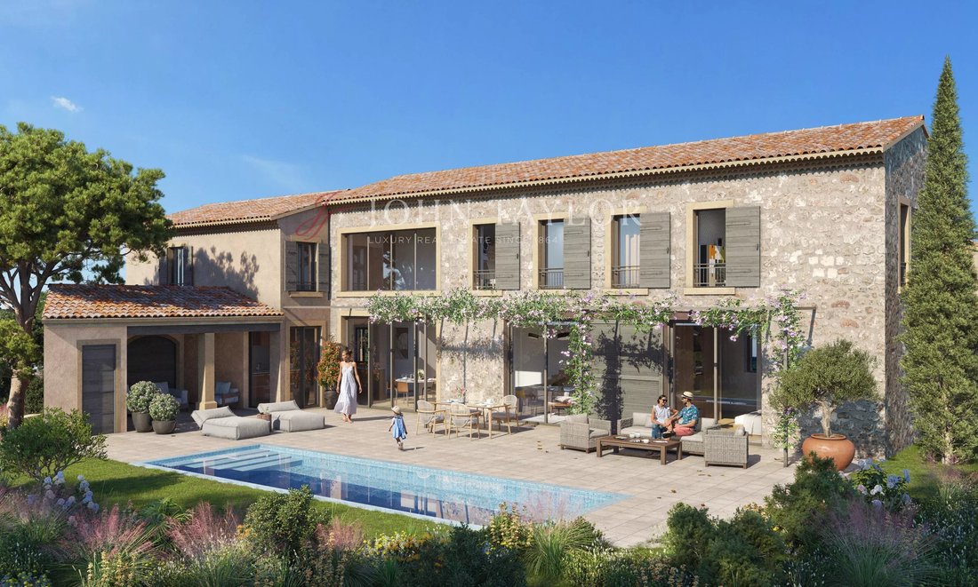 Casa en Saint-Remy-de-Provence, Provenza-Alpes-Costa Azul, Francia 1 - 18807037