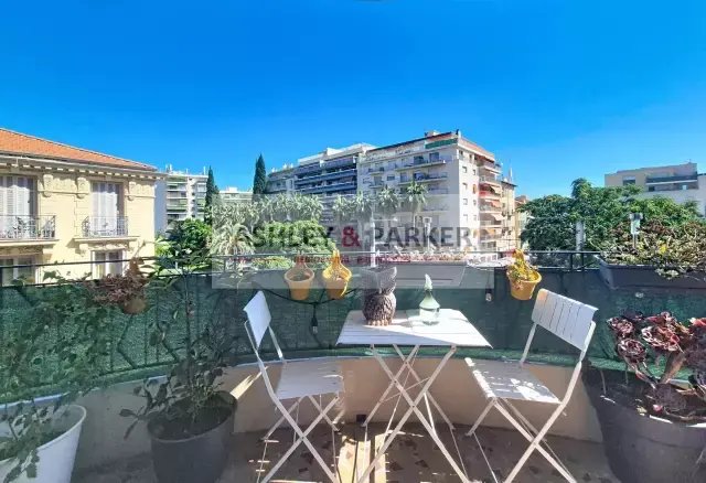 Apartamento en Niza, Provenza-Alpes-Costa Azul, Francia 2 - 18800301