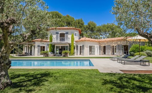 Maison à Mougins, Provence-Alpes-Côte d'Azur, France 1