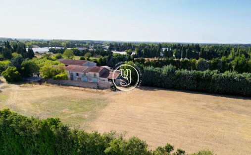 Villa in Saint-Rémy-de-Provence, Provence-Alpes-Côte d'Azur, France 1