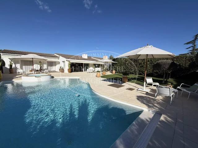 House in Vaug, Villeneuve-Loubet, France 1 - 18777875