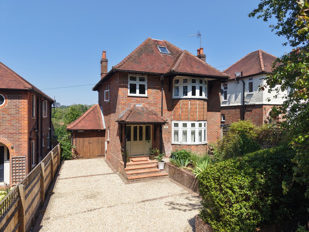 House in High Wycombe, England 1 - 18806744