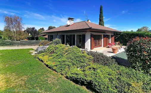 House in Cités, Thonon-les-Bains, France 1