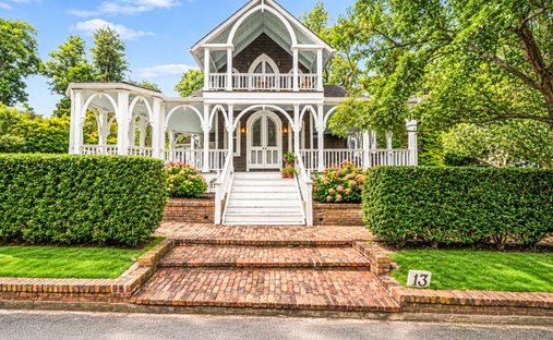 House in Shelter Island Heights, New York, United States 1