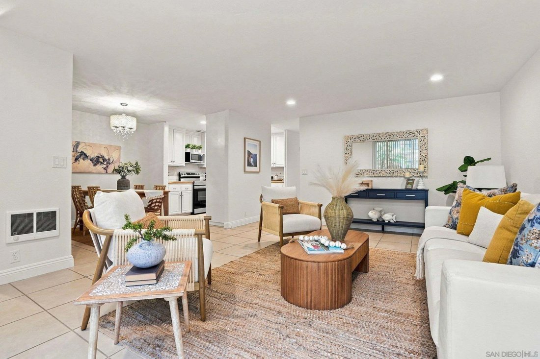 Condo in San Diego, California, United States 3 - 18792375